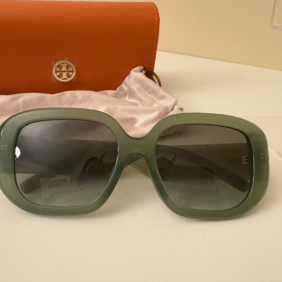 Tory Burch Sunglasses - Picture 2 of 7